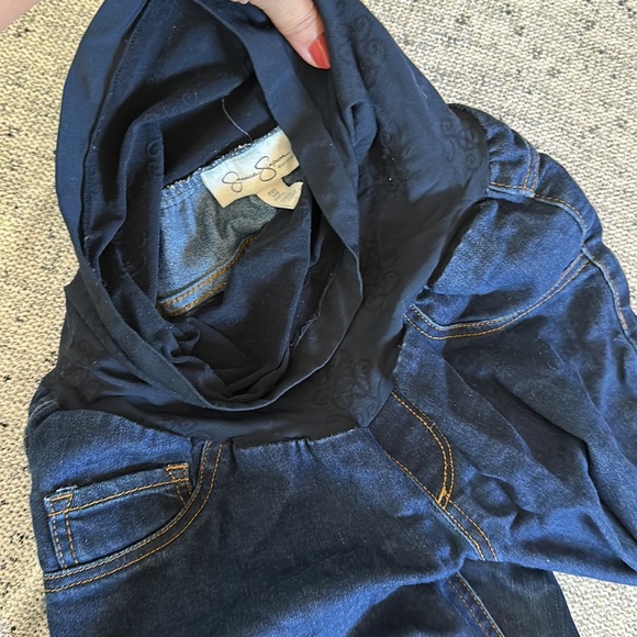 Maternity wardrobe! Tons of great quality maternity clothes - Picture 10 of 16